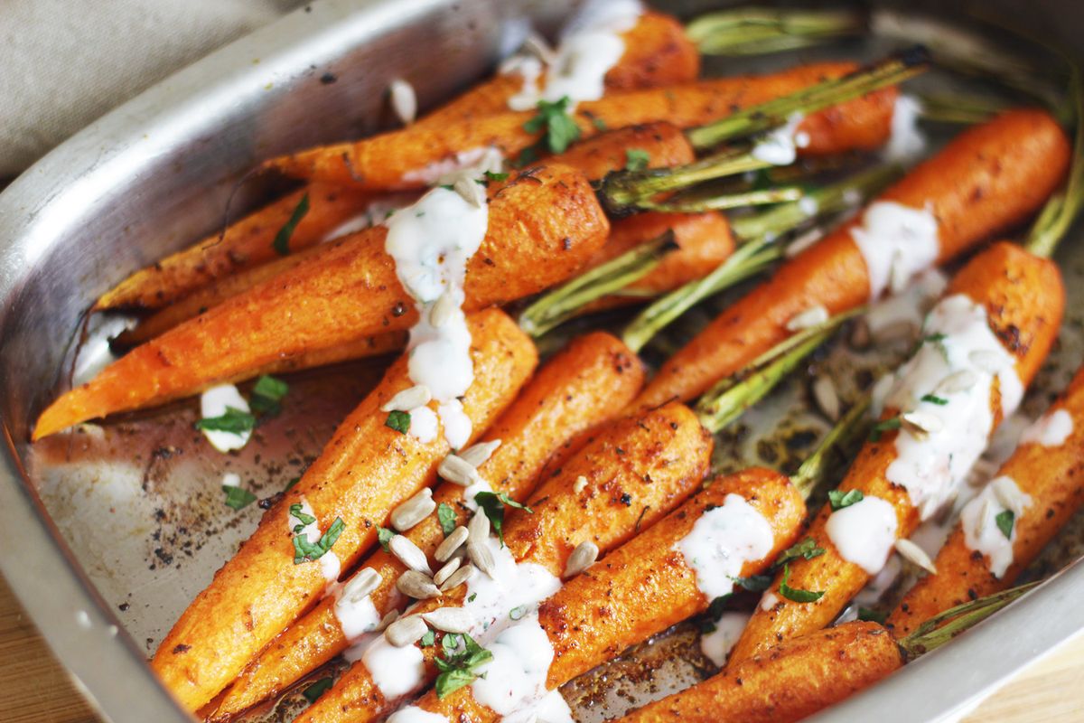 Consumir zanahorias es una excelente manera de aumentar la ingesta de vitamina A, fibra y antioxidantes. Consumir zanahorias es una excelente manera de aumentar la ingesta de vitamina A, fibra y antioxidantes.