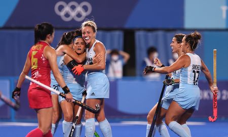 Las Leonas derrotaron a Japón y cosecharon su tercer triunfo consecutivo en los Juegos Olímpicos de Tokio. Las Leonas derrotaron a Japón y cosecharon su tercer triunfo consecutivo en los Juegos Olímpicos de Tokio.