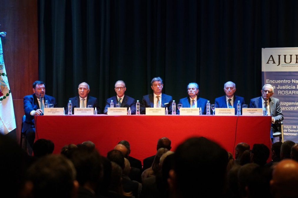 La reunión organizada por la Asociación de Jueces Federales (Ajufe) se desarrolla en la Facultad de Derecho de la Universidad Nacional de Rosario (UNR).