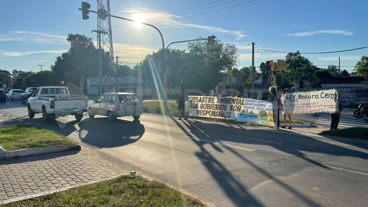 Se espera que las autoridades lleguen a decisión política. Se espera que las autoridades lleguen a decisión política.