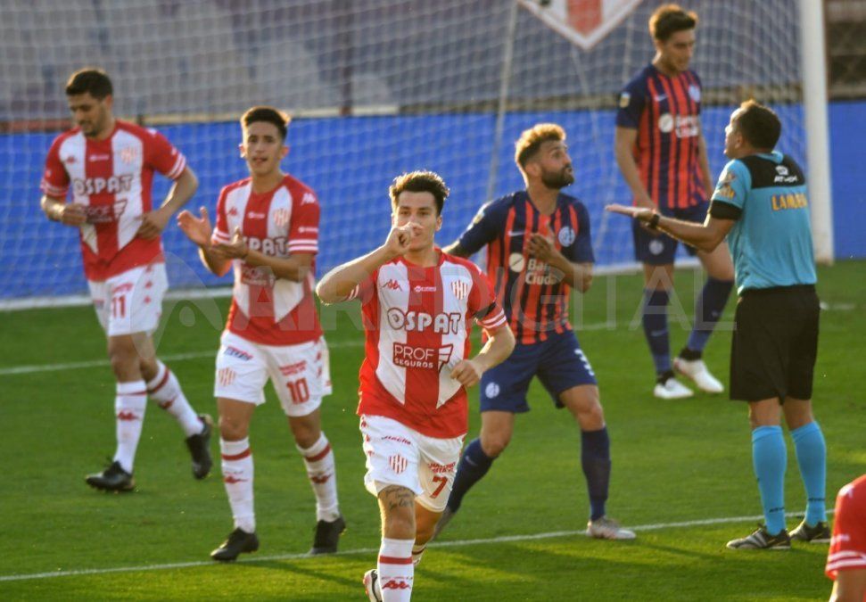 Cristian Insaurralde ingresó en el complemento y anotó el 4-0 final para Unión, que consiguió su primer victoria en el campeonato.