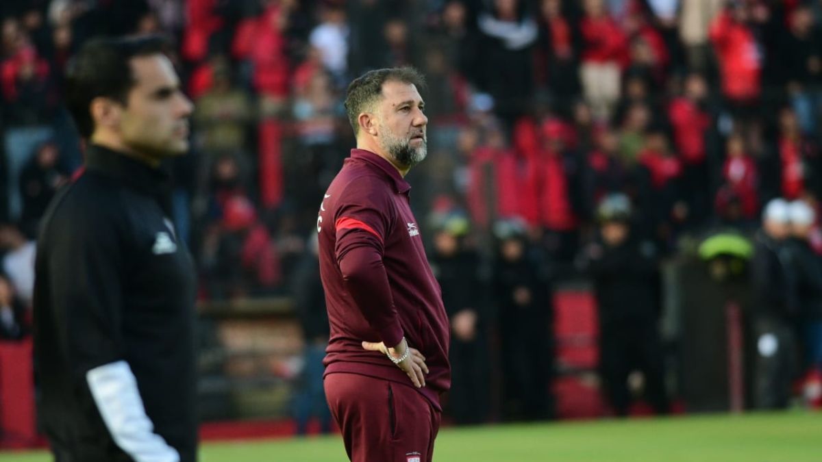 Walter Otta explotó tras el penal no cobrado ante Colón: “La gente de Morón no se tiene que ilusionar”