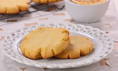 Los polvorones son un dulce delicioso y crujiente que es perfecto para cualquier ocasión. Los polvorones son un dulce delicioso y crujiente que es perfecto para cualquier ocasión.