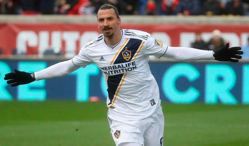Ibrahimovic tendrá un compañero argentino en Los Ángeles