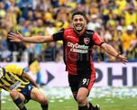 El partido se jugará desde las 16.30 en el Gigante de Arroyito, será arbitrado por Fernando Espinoza y televisado por la señal de cable ESPN Premium. El partido se jugará desde las 16.30 en el Gigante de Arroyito, será arbitrado por Fernando Espinoza y televisado por la señal de cable ESPN Premium.