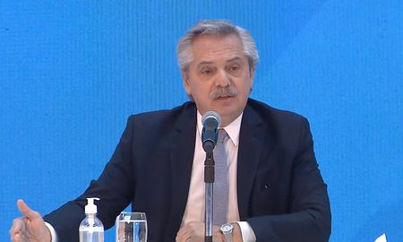 El Presidente dijo que el país cierra un canje de deuda tras más de dos años de default. El Presidente dijo que el país cierra un canje de deuda tras más de dos años de default.