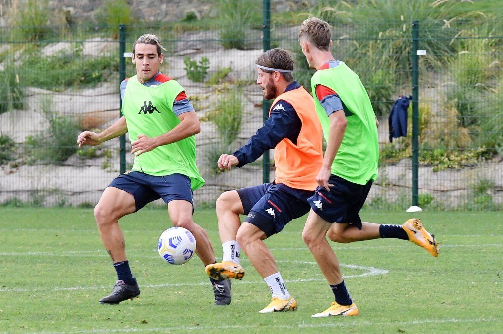 El Genoa informó que detectaron 14 casos de coronavirus dentro del plantel y el Napoli