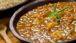 altText(5 recetas calientes para combatir el frío: el menú semanal ideal)}