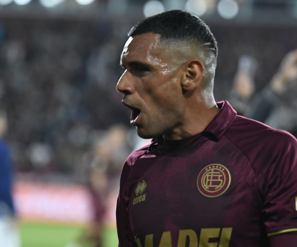 José Sand de Lanús no viajó al partido ante Unión. José Sand de Lanús no viajó al partido ante Unión.