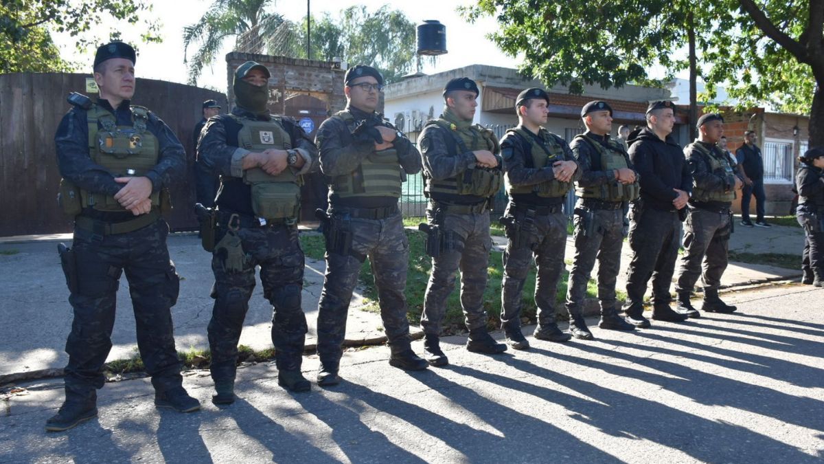 El operativo se realiz&oacute; en el barrio San Sebasti&aacute;n. Fue el punto de venta n&uacute;mero 15 derribado solo en el departamento San Lorenzo.