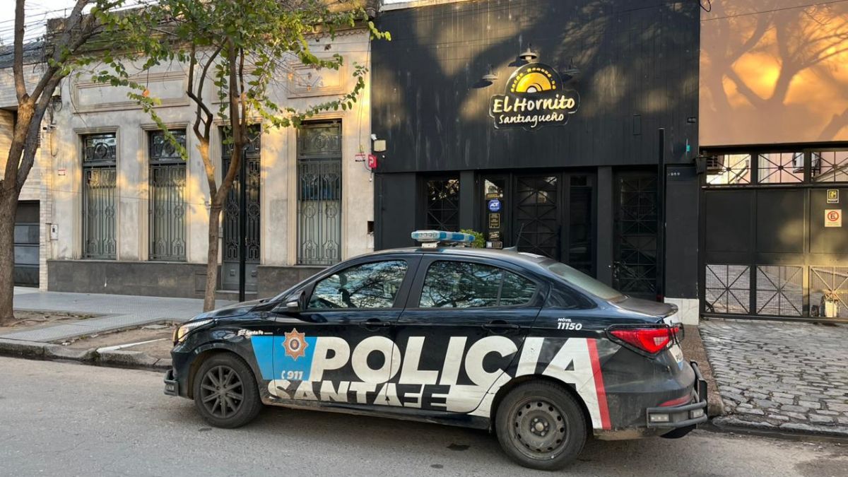 Este sábado por la madrugada, alrededor de las 5:30 horas, se produjo un incendio en un comercio dedicado a la venta de empanadas. Este sábado por la madrugada, alrededor de las 5:30 horas, se produjo un incendio en un comercio dedicado a la venta de empanadas.