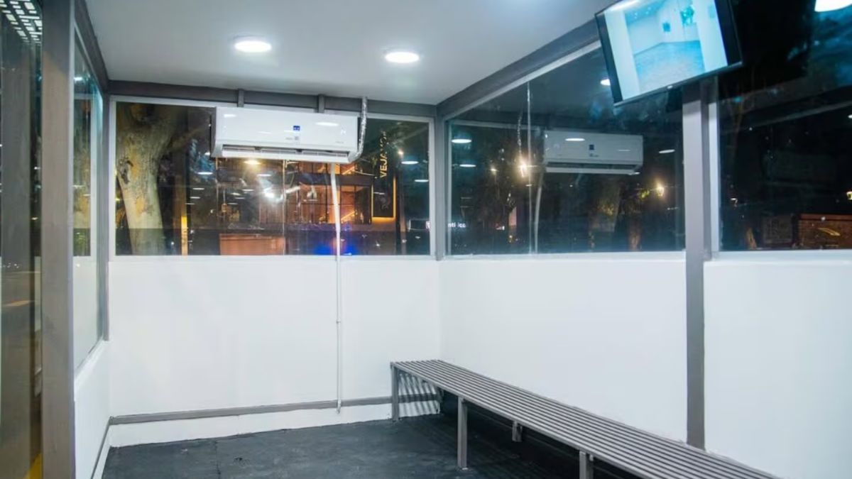 Dónde funciona la primera parada de colectivos con aire acondicionado de Argentina