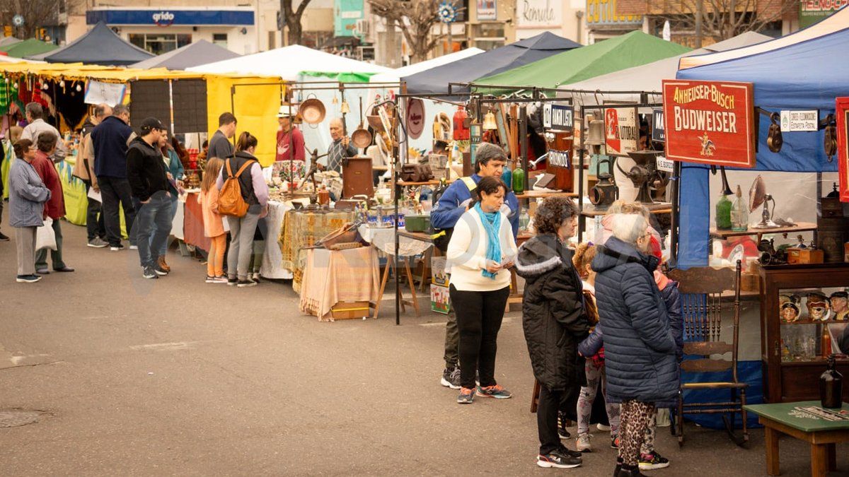 Un año más, los emprendedores mostraron sus productos 100% santafesinos. Un año más, los emprendedores mostraron sus productos 100% santafesinos.