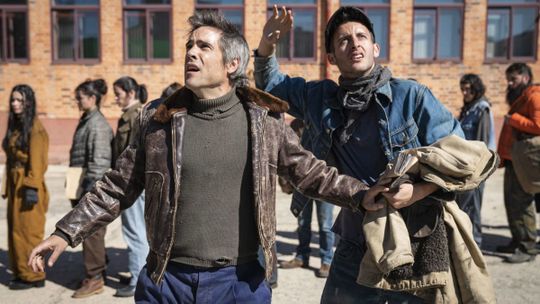 Olivia Molina y Ángela Molina protagonizan este drama español que triunfa en Netflix a nivel mundial.