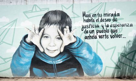 Aire de Santa Fe | Mural por el caso de Maxi Sosa en Ceres desaparecido
