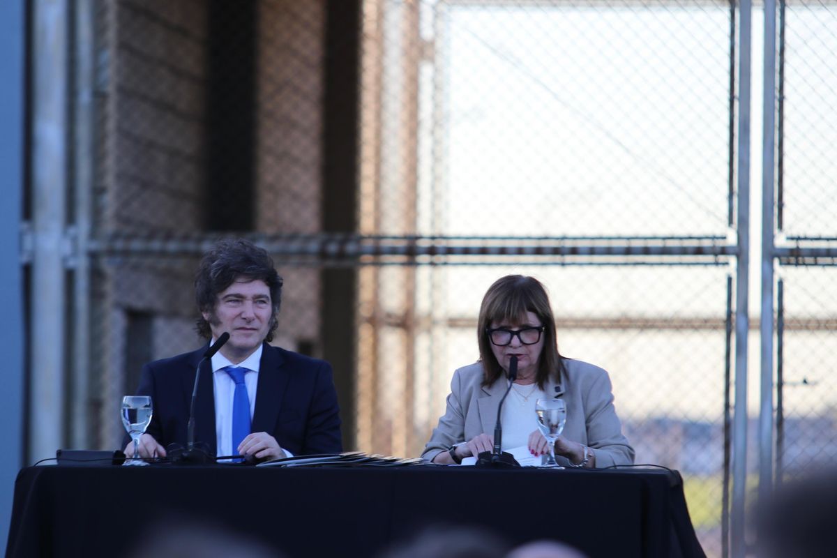 La funcionaria nacional destacó el respaldo de Estados Unidos al país y sostuvo que es muy importante e inédito.