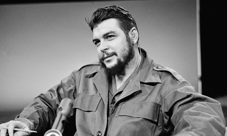 Ernesto Che Guevara, una vida al servicio de la revolución socialista Ernesto Che Guevara, una vida al servicio de la revolución socialista