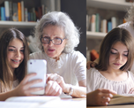 Acompañamiento físico y emocional a los adultos mayores en tiempos de cuarentena Acompañamiento físico y emocional a los adultos mayores en tiempos de cuarentena