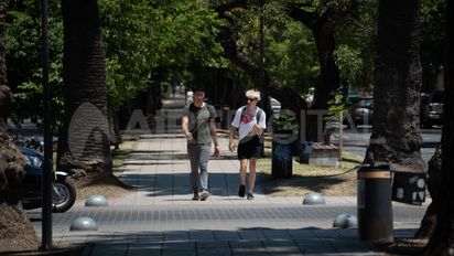 Lunes de calor, pero vuelven las lluvias y tormentas: cómo estará el tiempo esta semana en Santa Fe