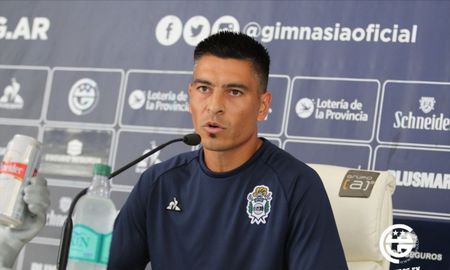 Paolo Goltz, de 35 años, analiza retirarse si no acuerda su salida de Gimnasia y Esgrima de La Plata. Paolo Goltz, de 35 años, analiza retirarse si no acuerda su salida de Gimnasia y Esgrima de La Plata.