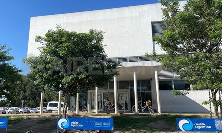 El Hospital Iturraspe atraviesa inconvenientes por falta de agua potable, que ASSA está solucionando. El Hospital Iturraspe atraviesa inconvenientes por falta de agua potable, que ASSA está solucionando.