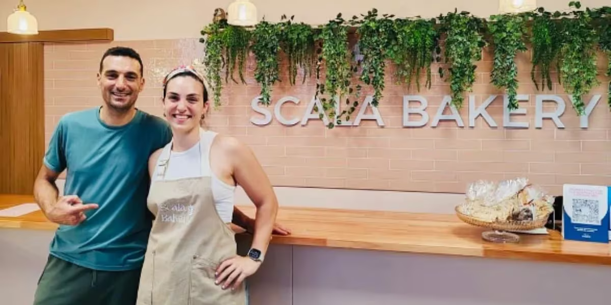 Lionel Scaloni en la panadería de su hermana.&nbsp;