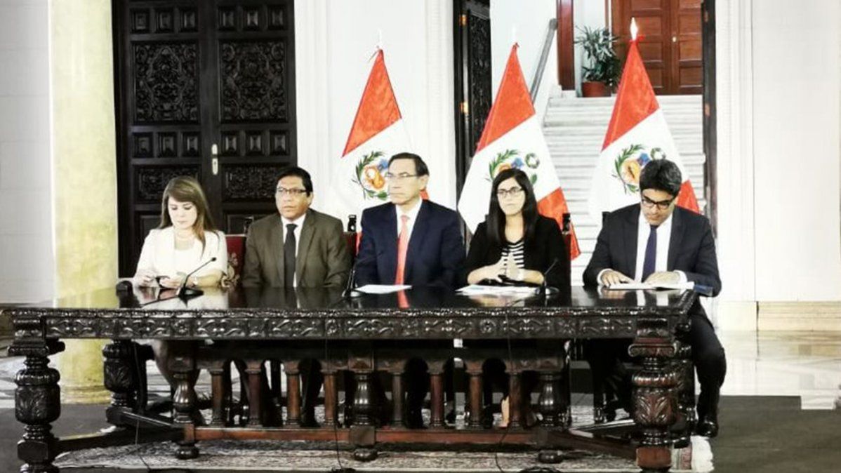 El presidente de Per&uacute; y dem&aacute;s ministros&nbsp;informan las medidas y acciones que implementar&aacute; el Ejecutivo frente al Coronavirus.