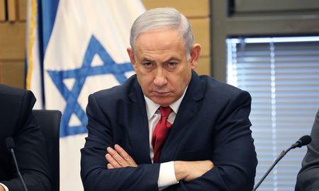 la fiscalia israeli acuso formalmente a netanyahu por corrupcion la fiscalia israeli acuso formalmente a netanyahu por corrupcion