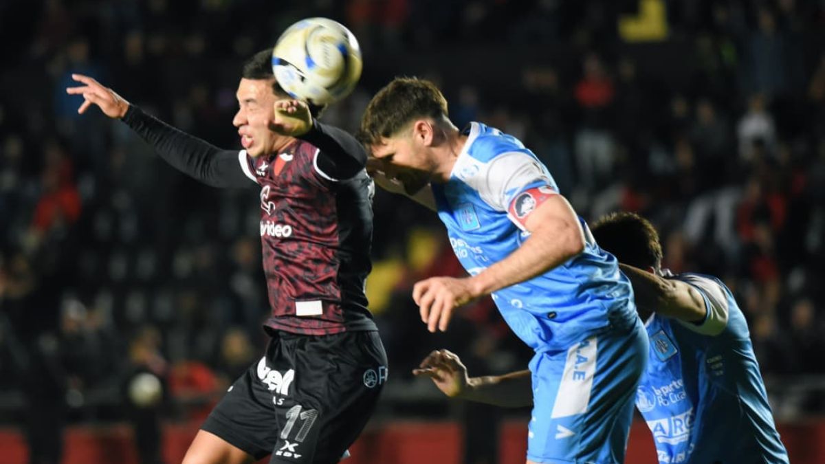 Colón sigue cayendo 1 a 0 ante Estudiantes de Río Cuarto.