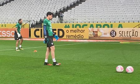 Tras la derrota por goleada ante el seleccionado brasilero, Carlos Lampe aseguró que deberán vencer a Argentina en La Paz. Tras la derrota por goleada ante el seleccionado brasilero, Carlos Lampe aseguró que deberán vencer a Argentina en La Paz.