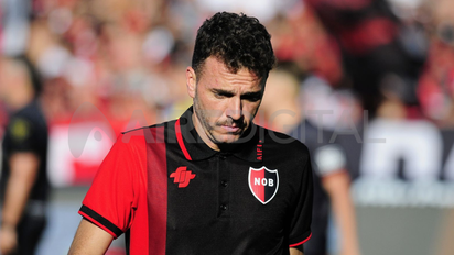 La tajante frase de Mariano Soso, DT de Newell's, sobre su continuidad tras perder el clásico rosarino