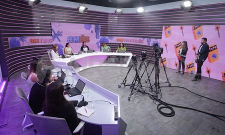 El programa especial estuvo conducido por Luciana Trinchieri y Mario Altamirano. El programa especial estuvo conducido por Luciana Trinchieri y Mario Altamirano.