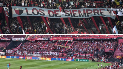 Las barras de Colón compartirán estadio pero no tribunas: ¿qué pasará con Los de Siempre y La Negrada?