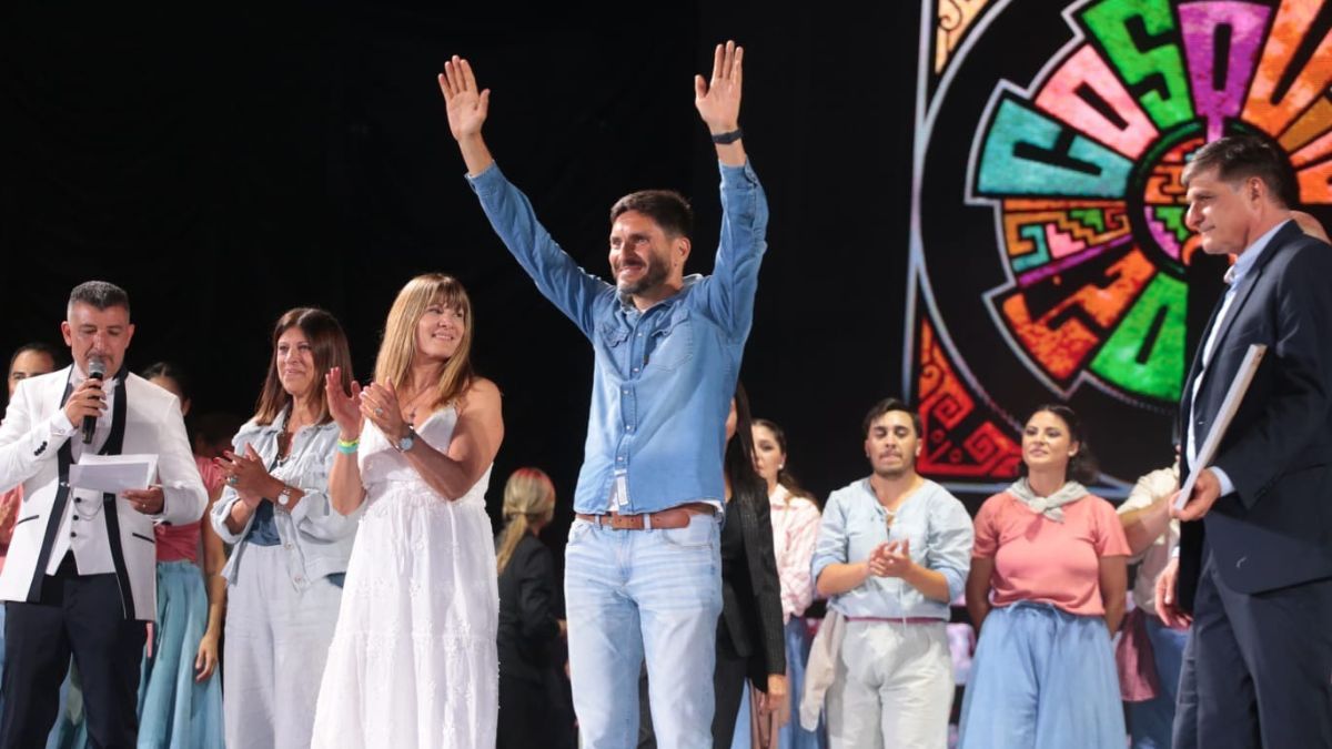 El gobernador Maximiliano Pullaro y la ministra de Cultura, Susana Rueda, acompañaron la presentación.