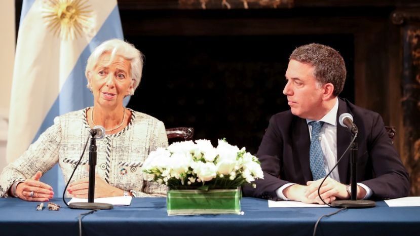 Dujovne y Sandleris viajan a explicar el acuerdo con el FMI