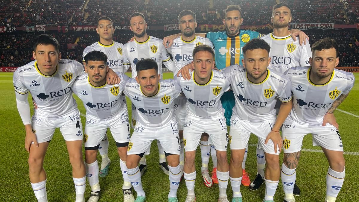 Siguen las polémicas en Atlanta: El oso Sánchez le respondió a un hincha