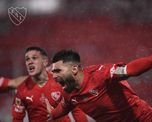 Con gol de Silvio Romero, Independiente derrotó 1-0 a Racing y es el único líder del Torneo de la Liga Profesional, con 11 unidades. Con gol de Silvio Romero, Independiente derrotó 1-0 a Racing y es el único líder del Torneo de la Liga Profesional, con 11 unidades.