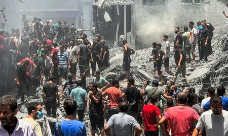 Israel y Hamas concretaron este miércoles el acuerdo de alto al fuego en la zona de Gaza tras más de quince meses de conflicto. Israel y Hamas concretaron este miércoles el acuerdo de alto al fuego en la zona de Gaza tras más de quince meses de conflicto.