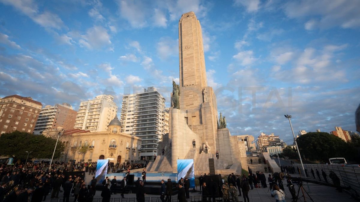 Así luce el Monumento a la Bandera en Rosario en la previa al acto central que encabezarán Milei
