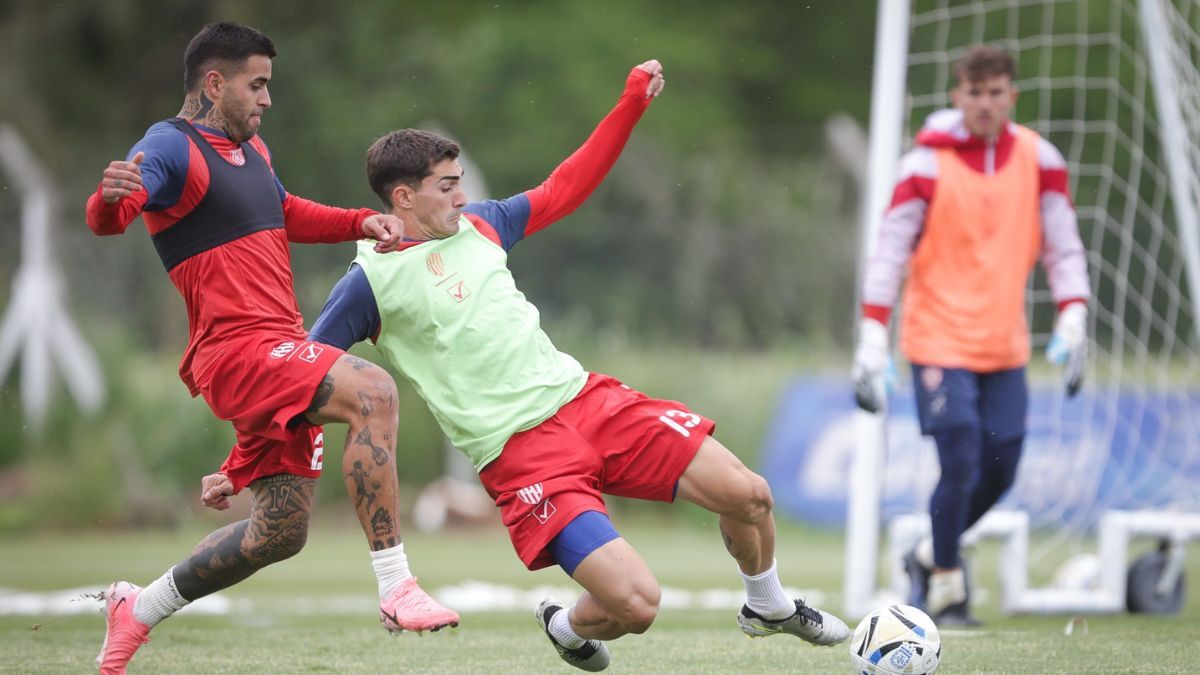 Agust&iacute;n Colazo y Valent&iacute;n Fascendini en el entrenamiento de Uni&oacute;n.
