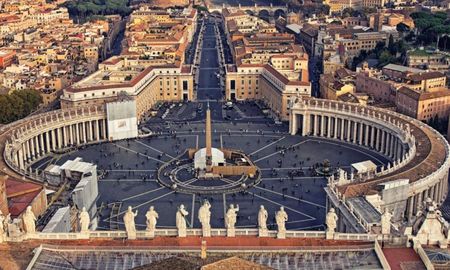 El Vaticano juzgará al cardenal italiano Angelo Becciu. El Vaticano juzgará al cardenal italiano Angelo Becciu.