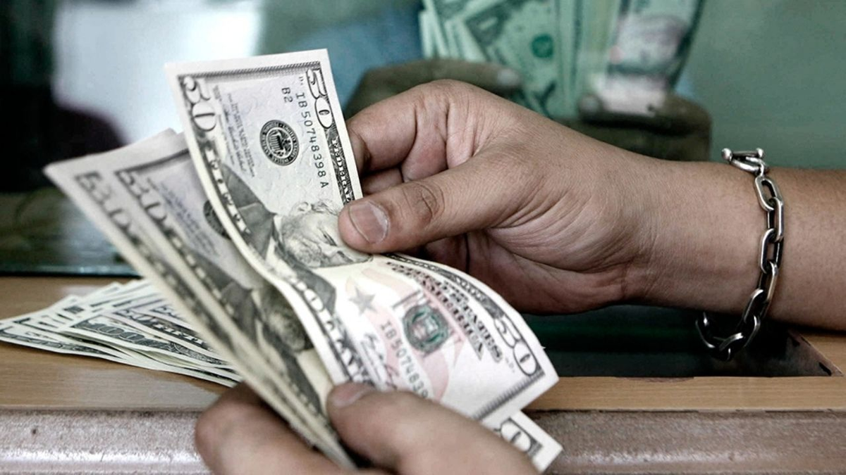 Llega la renovación del cupo mensual de US$200 por persona.