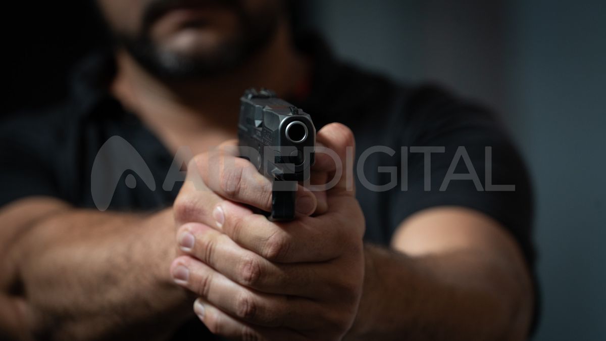 Santa Fe ocupa el primer lugar del país en la proporción de asesinatos cometidos con armas de fuego. Santa Fe ocupa el primer lugar del país en la proporción de asesinatos cometidos con armas de fuego.