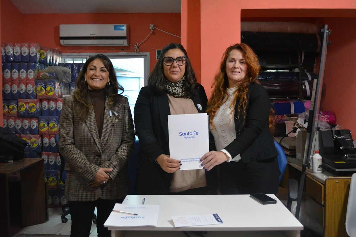 La provincia firma convenios de fortalecimiento con organizaciones para la creación de Centros de Día&nbsp;