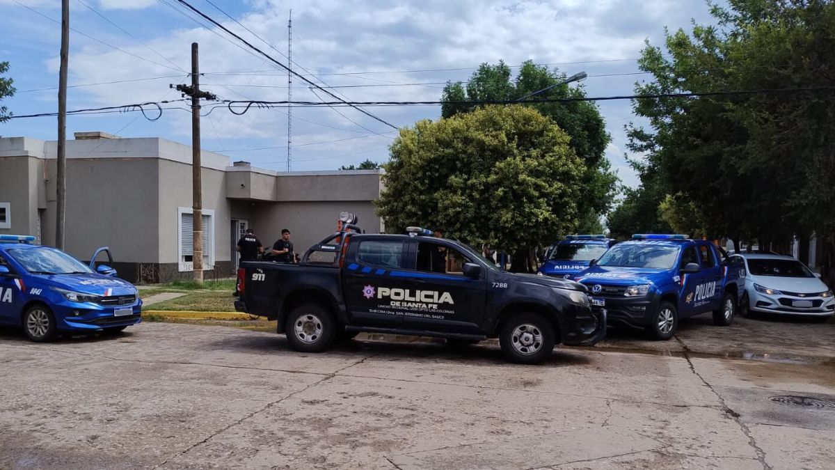 La policía logró detener a los ladrones en San Jerónimo Norte.