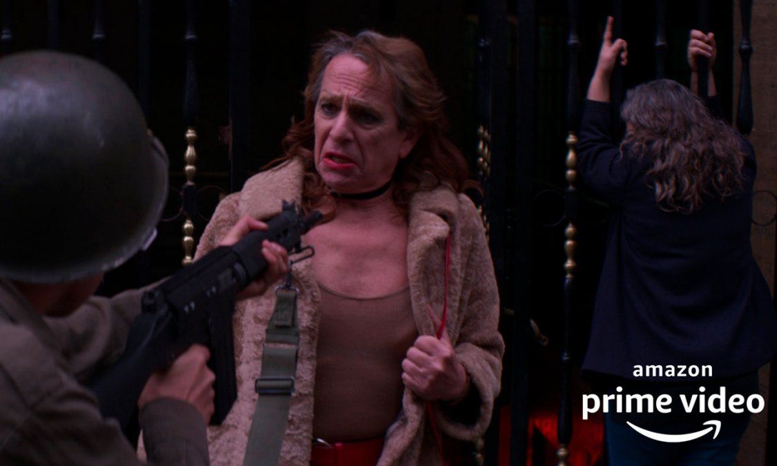 La película es protagonizada por Alfredo Castro (La Jauría) quien ganó en el Festival de Cine de Guadalajara el Premio Mezcal a Mejor Actor y el Premio Maguey