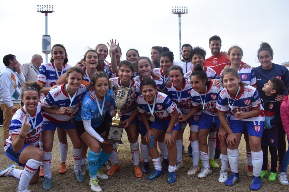 Unión se consagró campeón de la Copa Santa Fe de fútbol femenino