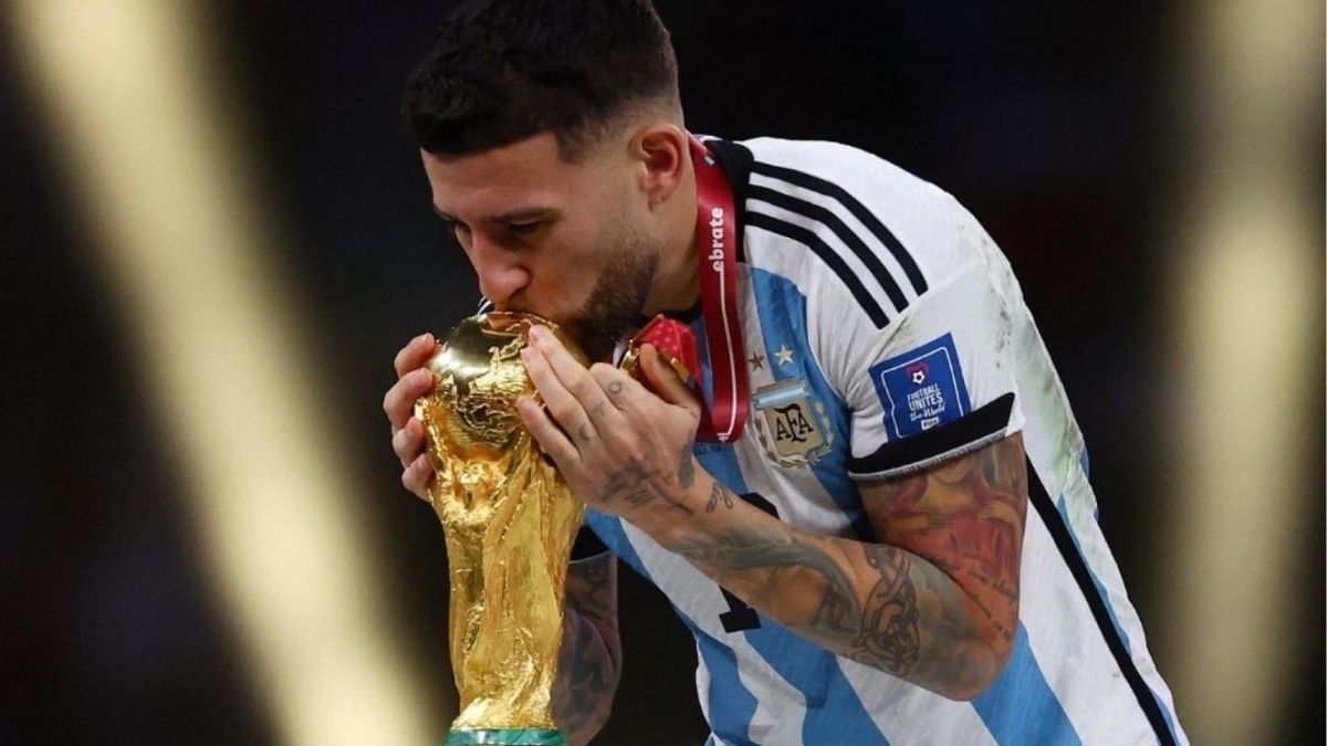 Nicolás Otamendi cerró oficialmente su historia con la Selección Argentina.