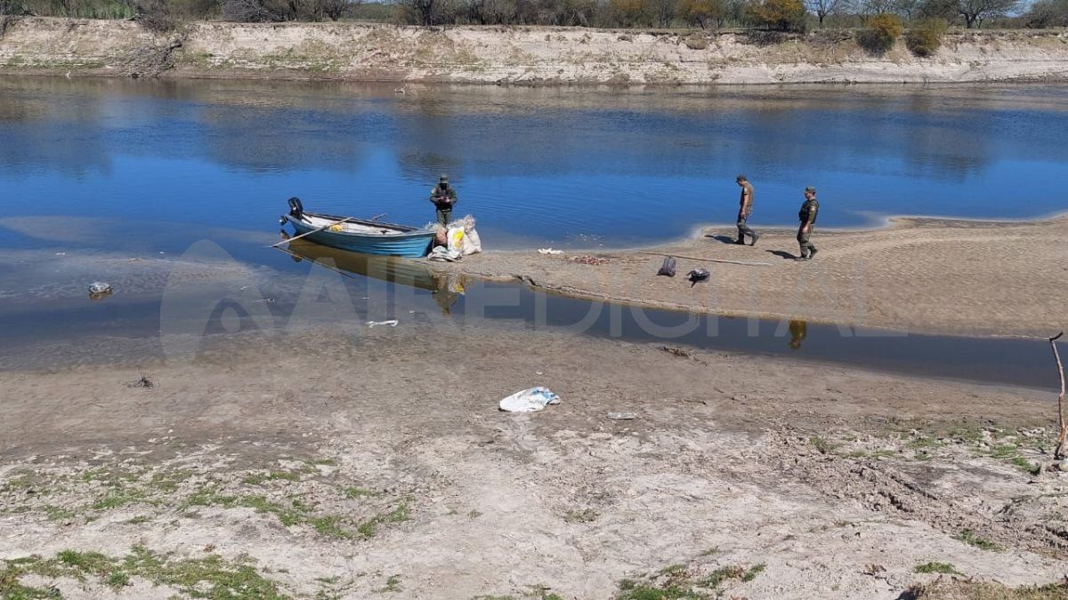 El procedimiento por pesca ilegal se realizó en Gobernador Candioti.