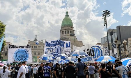 La causa iniciada por la CGT contra el gobierno nacional por la constitucionalidad de la reforma laboral deberá tramitarse en ese fuero y no en la Justicia Nacional del Trabajo. La causa iniciada por la CGT contra el gobierno nacional por la constitucionalidad de la reforma laboral deberá tramitarse en ese fuero y no en la Justicia Nacional del Trabajo.
